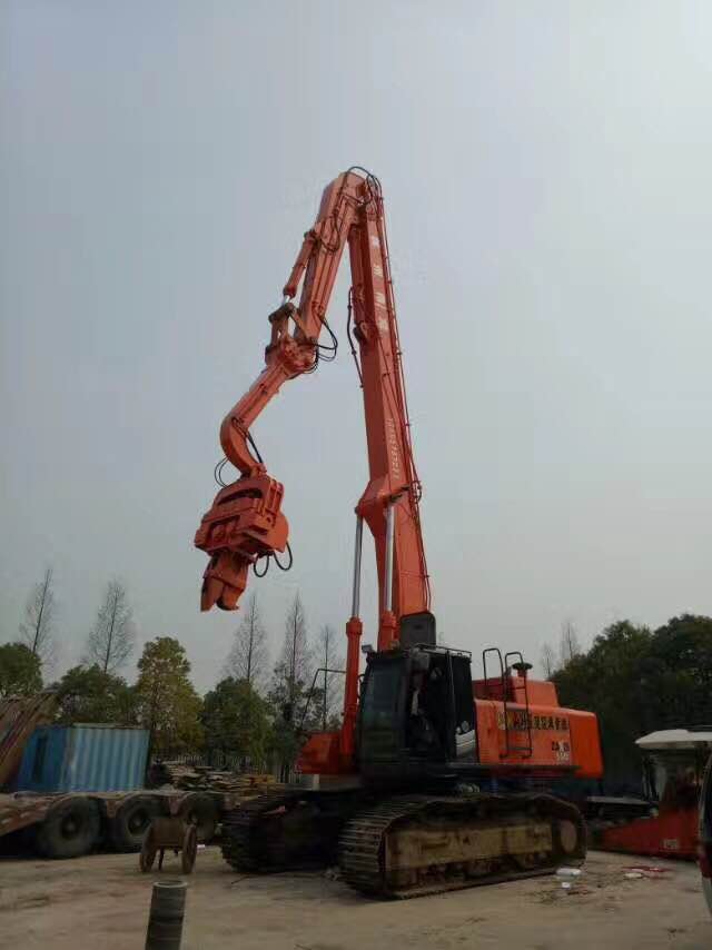 日立550樁機(1)